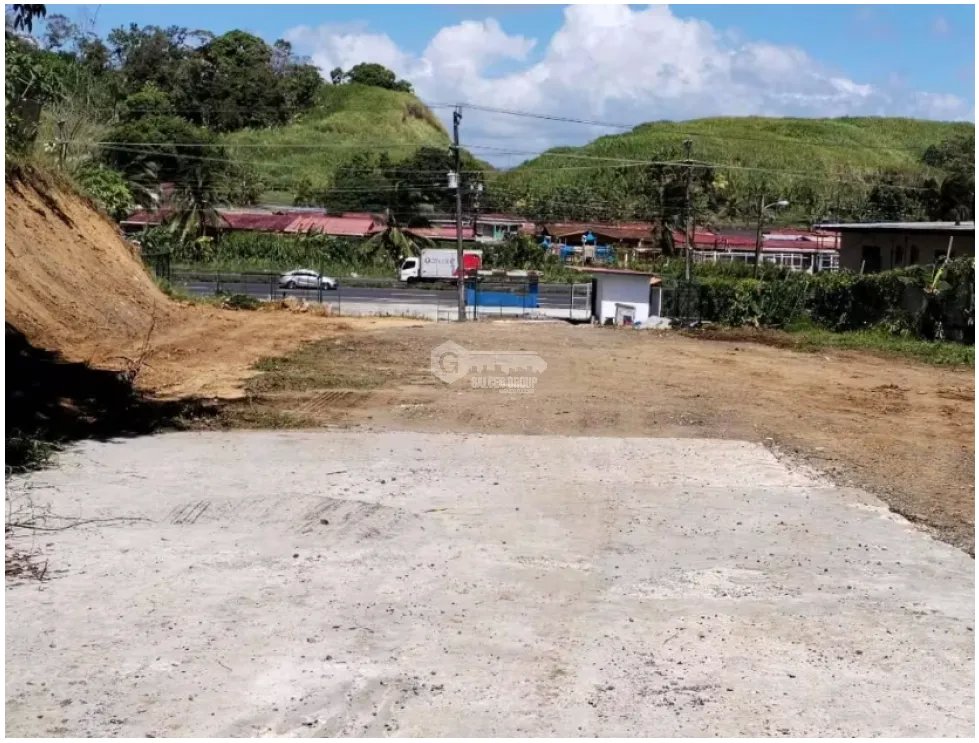 COLON / SABANITAS / TERRENO COMERCIAL /  BOYD ROOSEVELT / 1800M YH