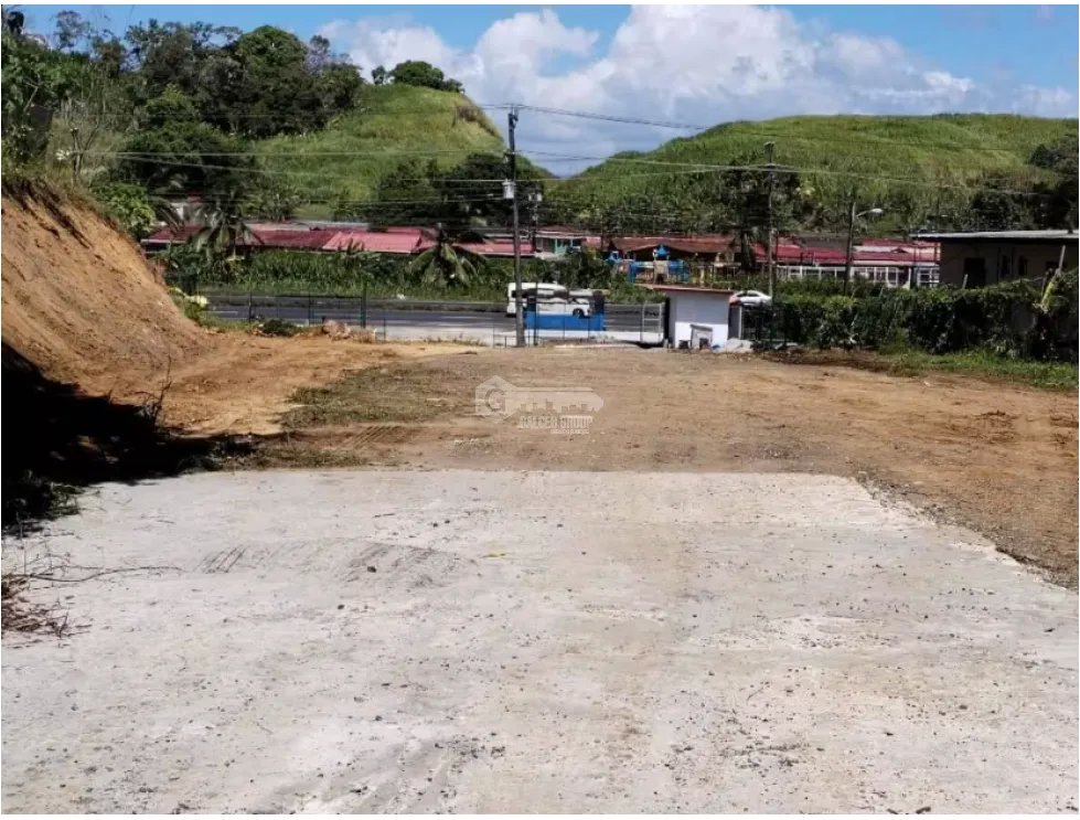 COLON / SABANITAS / TERRENO COMERCIAL /  BOYD ROOSEVELT / 1800M YH