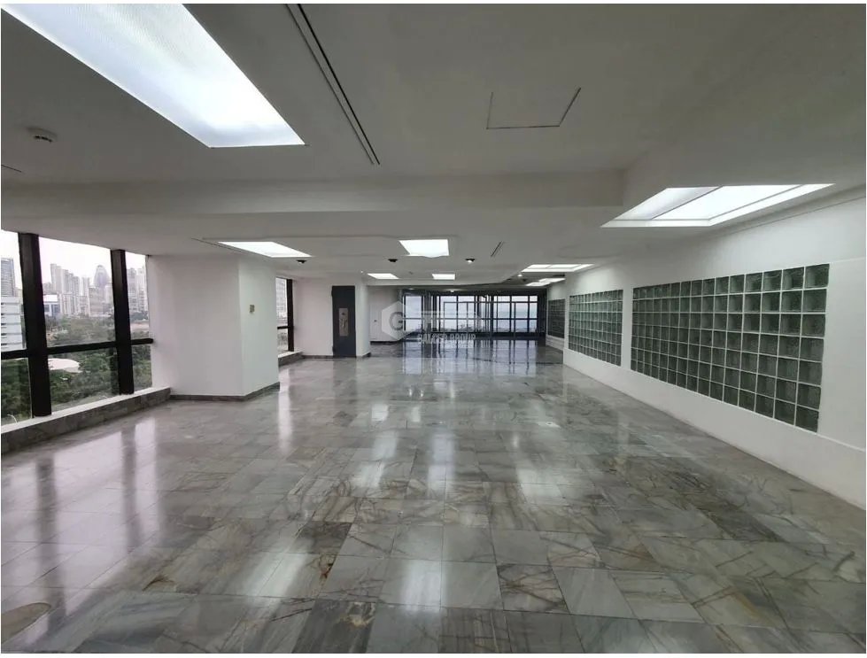Office for sale in Bella Vista