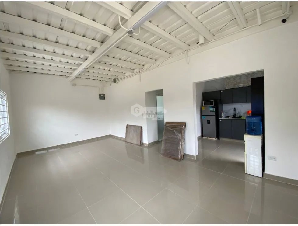 PEDREGAL  / LOCAL COMERCIAL / IDEAL PARA TALLER/ 1000M / YH