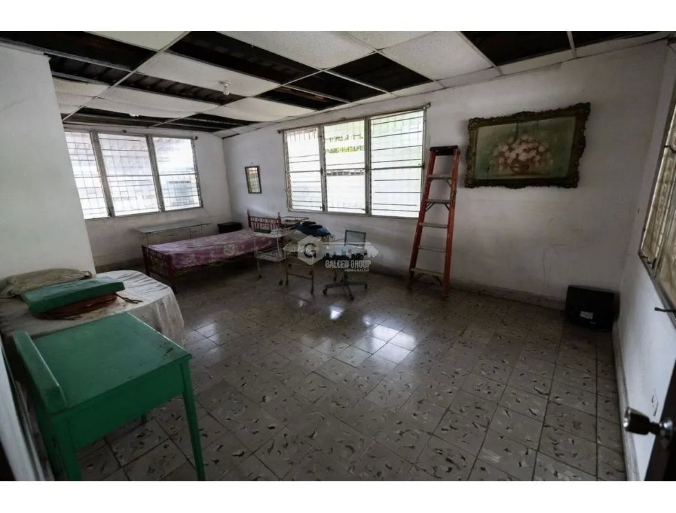 PARQUE LEFEVRE /  CERCA PARQUE OMAR / 967M / 4 HABITACIONES YH