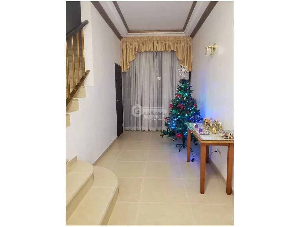 CONDADO DEL REY / ALTOS DE COUNTRY / 360 M / 5 HABITACION / AMOBLADO