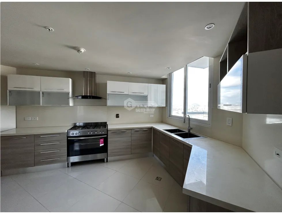 Apartment for sale in Costa del Este