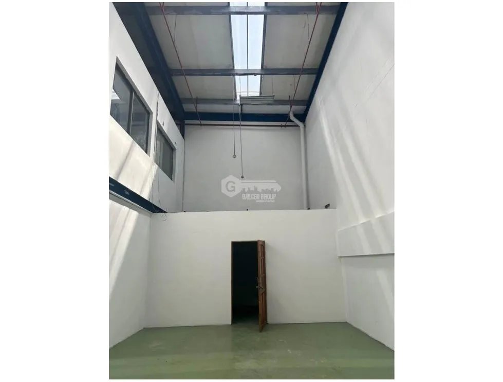 Warehouse for sale in Tocumen