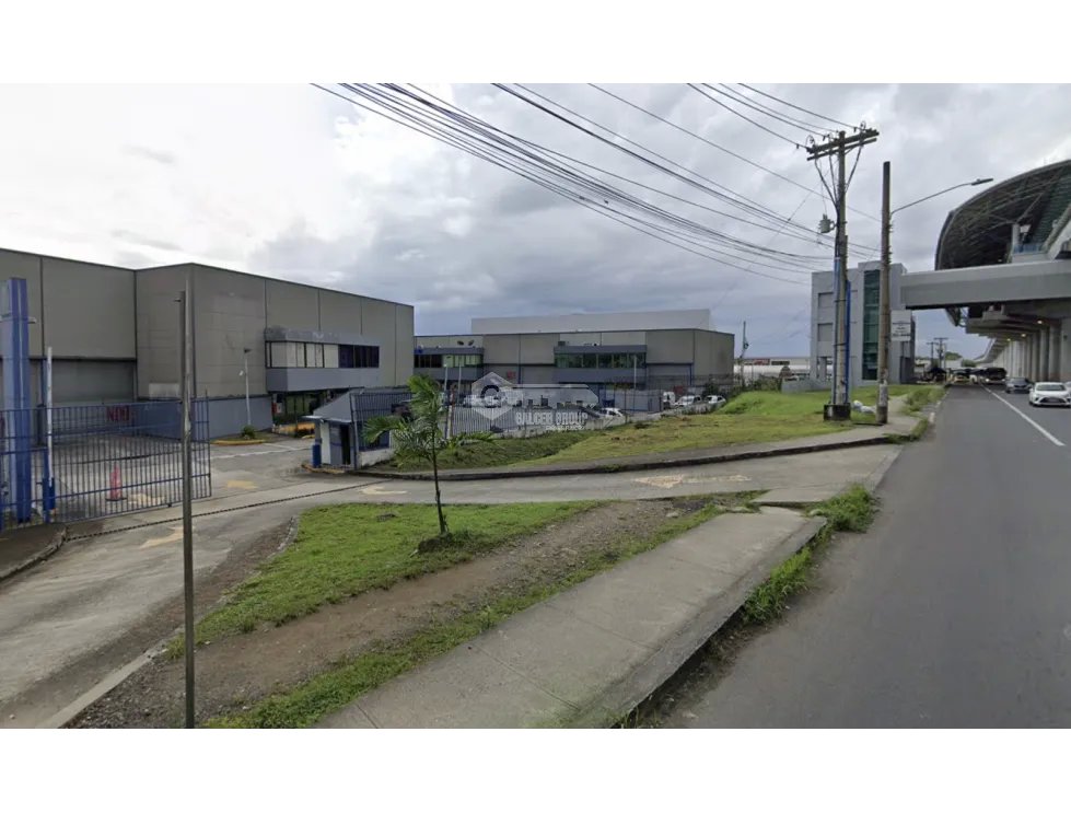 GALERA / MAÑANITAS / TOCUMEN WAREHOUSE PARK / 228M / CON OFICINAS JC