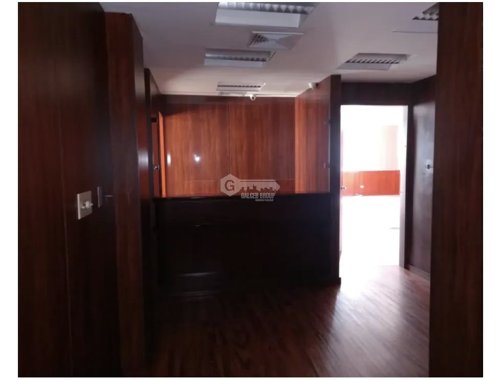 BALBOA PLAZA / AV BALBOA / DIVISIONES / 230M / VACIO / PISO BAJO