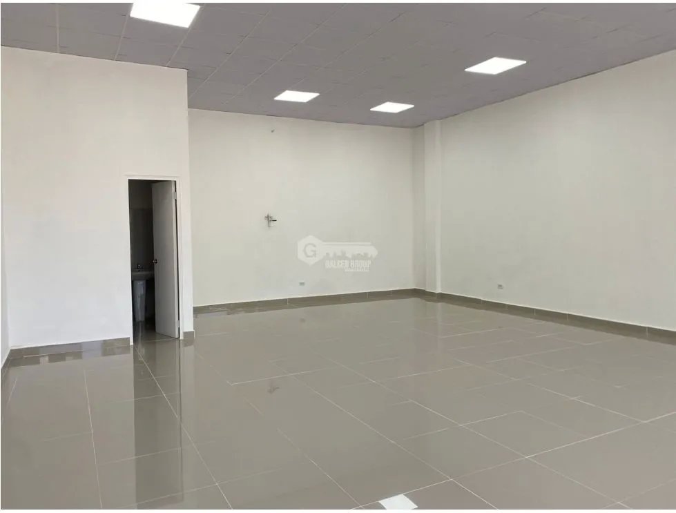 ALBROOK / LOCAL / 75M / DIVISIONES / CON ACABADOS / SOBRE VIA  YH