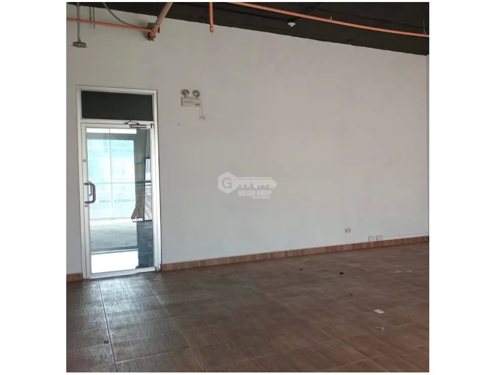 Office for rent in Condado del Rey