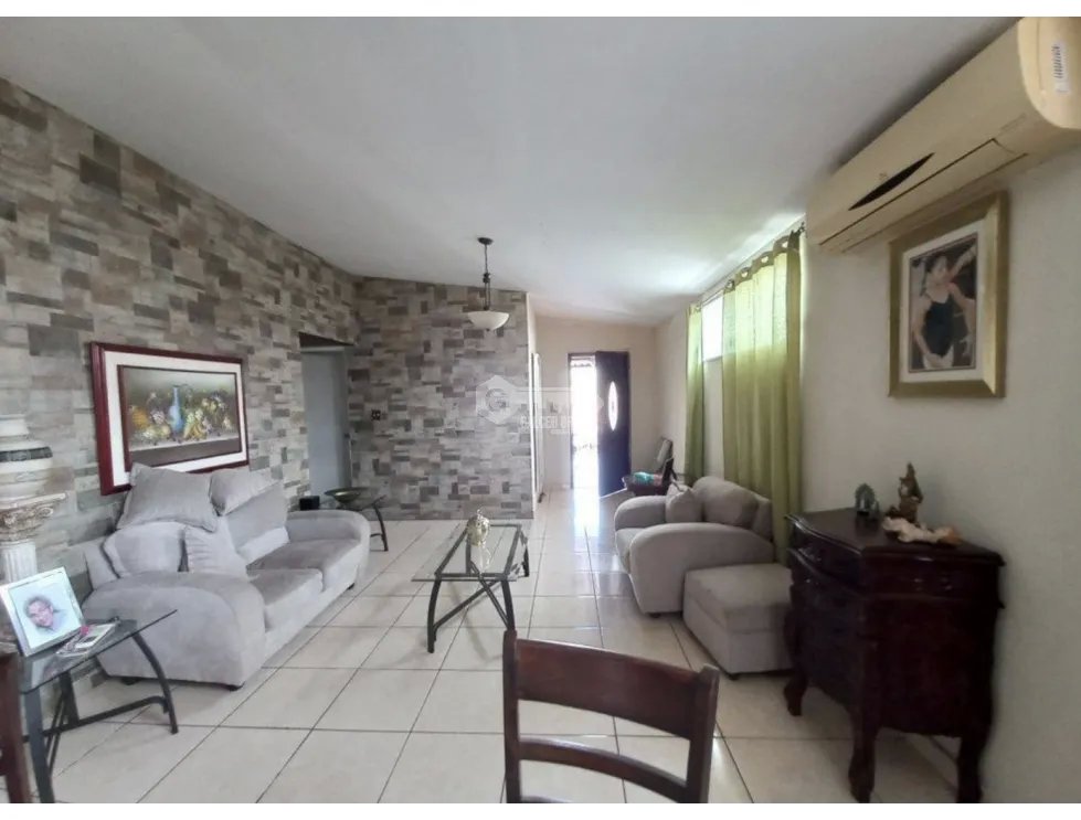 BRISAS DEL GOLF / 294M / 3 HABITACION / TERRAZA / 2 PARKIN  JC