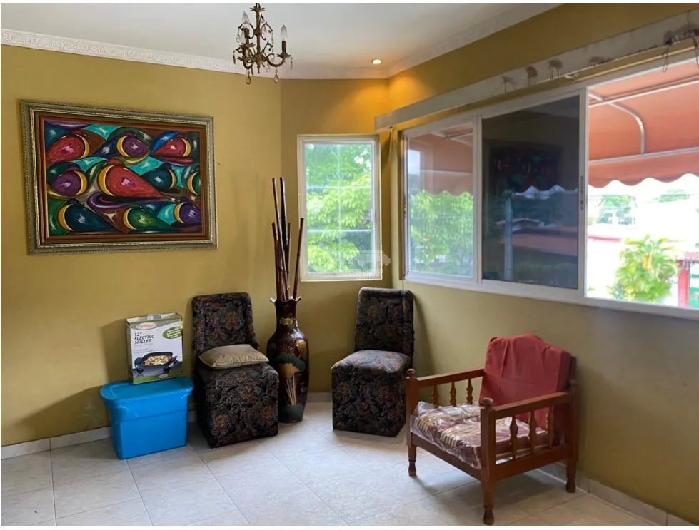 Single Family House for sale in Parque Lefevre
