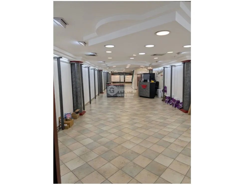 EL DORADO MALL / LOCAL COMERCIAL / 290M / 2 NIVELES /AIRES