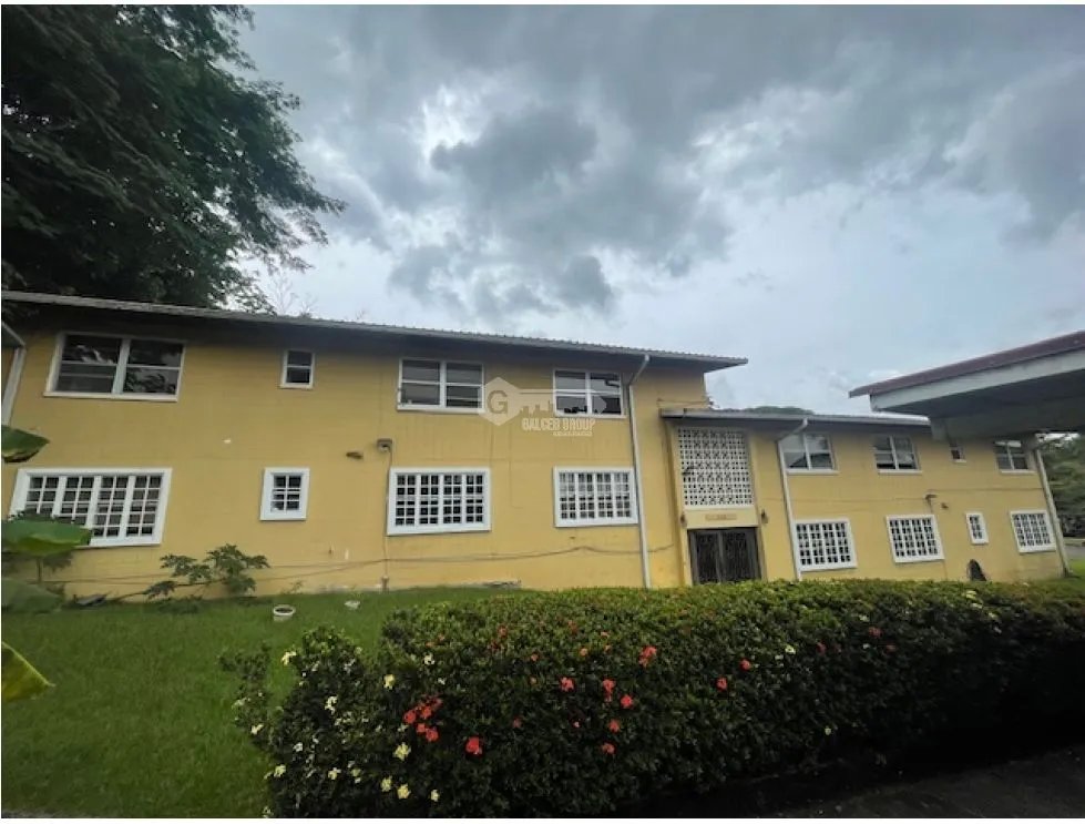 CLAYTON / CALLE GUANABANO / 151 M / 4 HABITACION / LINEA BLANCA