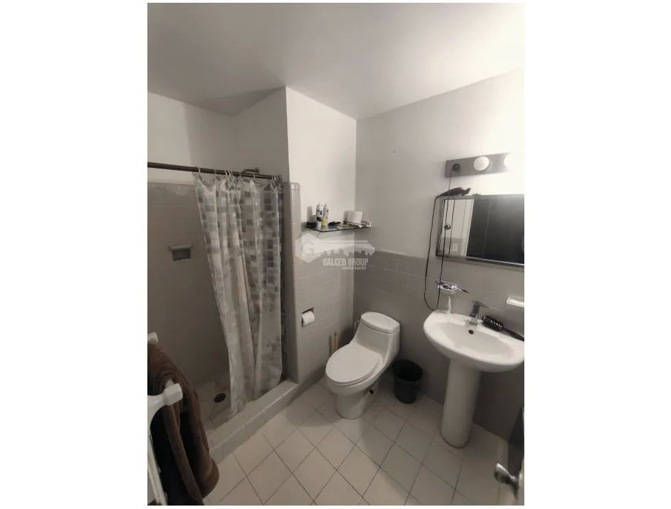 CLAYTON / CALLE GUANABANO / 151 M / 4 HABITACION / LINEA BLANCA
