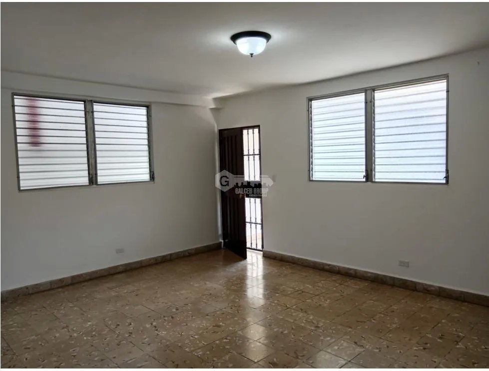 RIO ABAJO / EDIFICIO CON 3 APARTAMENTOS/ 800M / 3 ESTACIONAMIENTOS