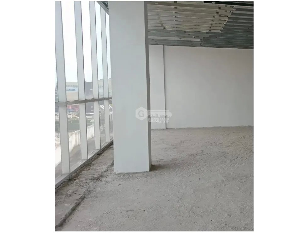 OFICINA / CONDADO DEL REY / CENTENNIAL CENTER / 110 M / CON ACABADOS