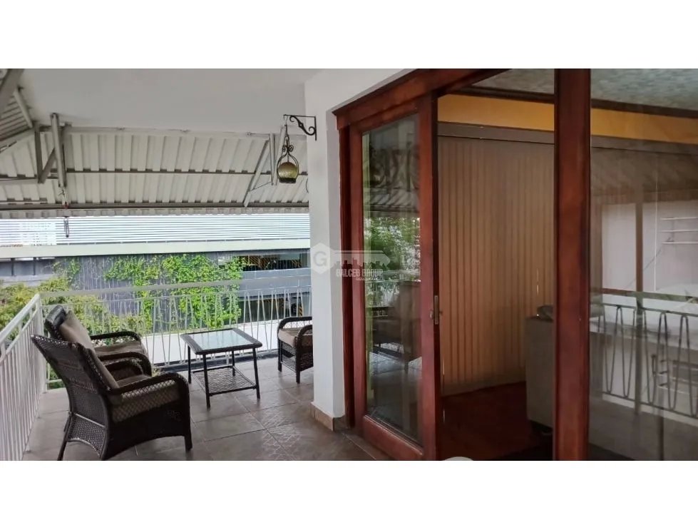 EL CANGREJO / PH RAPHIN / 248M / 3 HABITACION / 2 PARKING / AMOBLADO