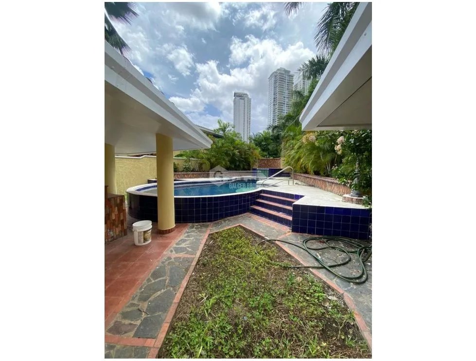 COSTA DEL ESTE / 900M / 4 HABITACION / TERRAZA / PISCINA
