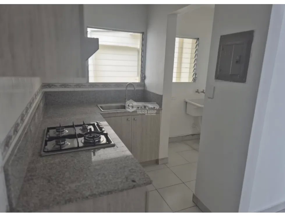 CONDADO DEL REY / TORRES DE TOSCANA II / 92M / 3 HABITACIONES JC