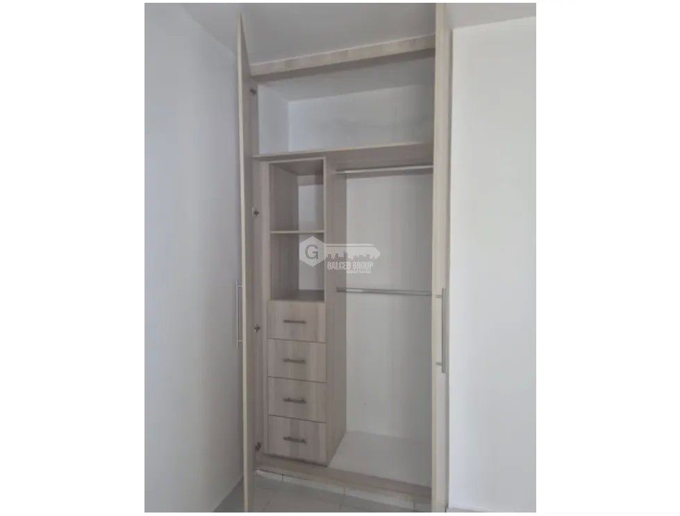 Apartment for sale in Condado del Rey
