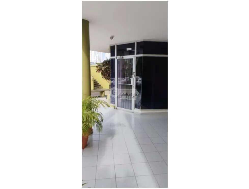 PARQUE LEFEVRE / PLAZA DEL ISTMO / 248M / LOCAL CON OFICINAS Y BODEGA