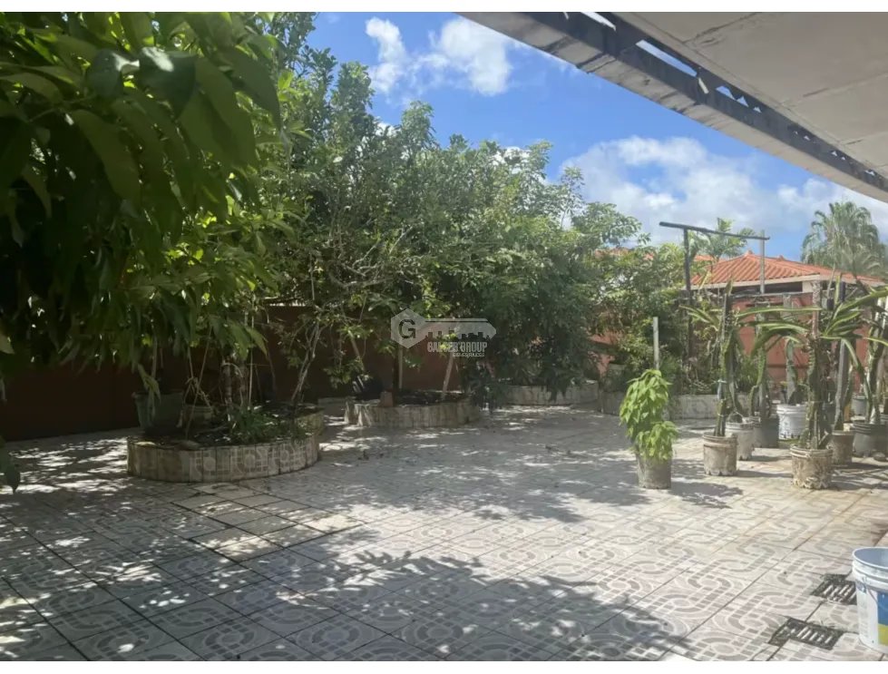 Single Family House for sale in Colon