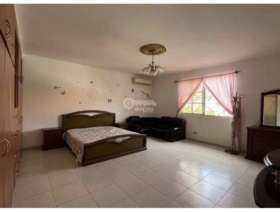 Single Family House for sale in Colon