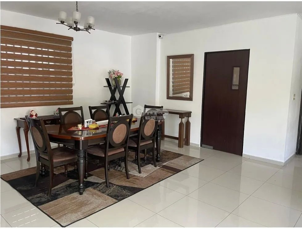 ALTOS DEL BOSQUE / EL DORAL / 392M / 4 HABITACION / 2 NIVEL / PISCINA