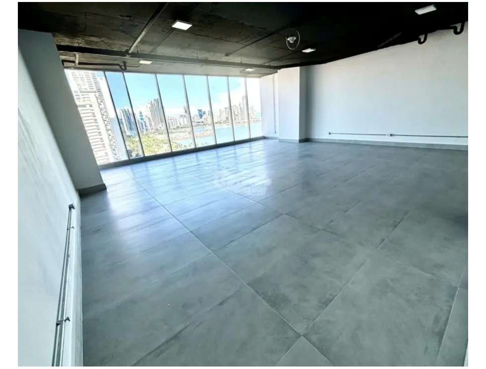 BALBOA / PH BOC / 99M / OFICINA / 2 PARKING / VISTA AL MAR / VACIO