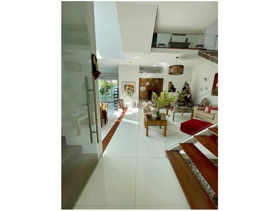 ALTOS DEL GOLF / PH BIANCO LOFT / 540M/ 4 HABITACION / LINEA BLANCA