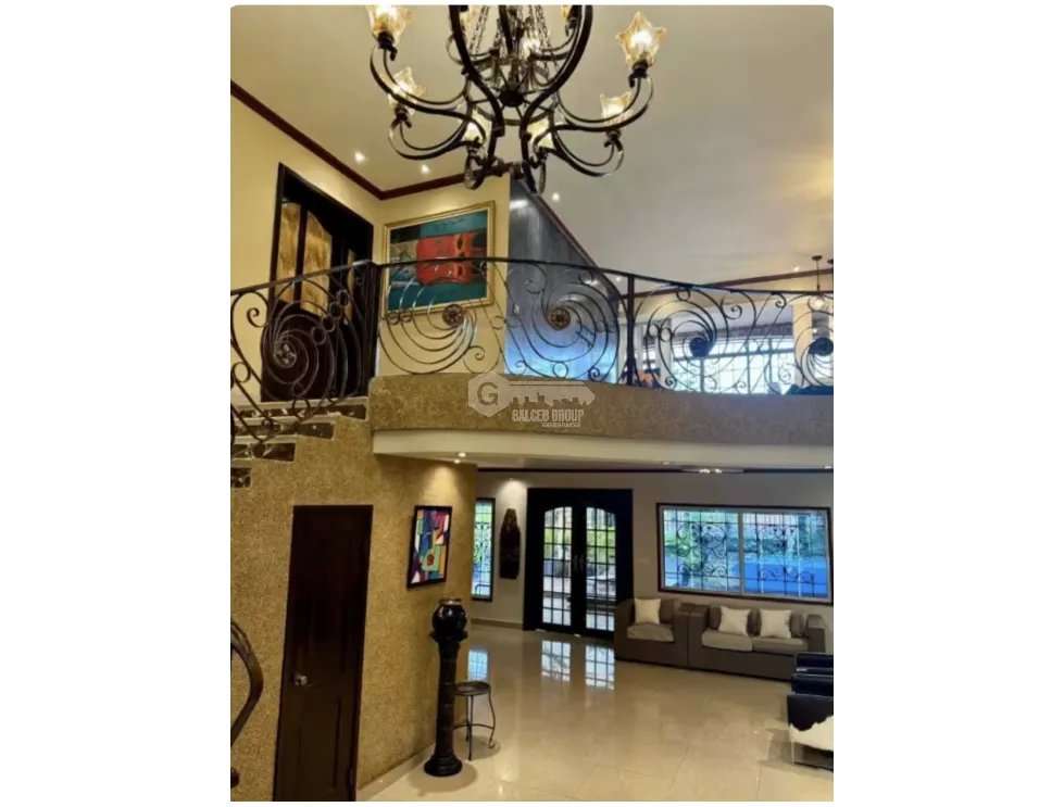 ALTOS DE PANAMA / BOSQUE DE LAS CIBELES / 420M / 4 HABITACION / DUPLEX