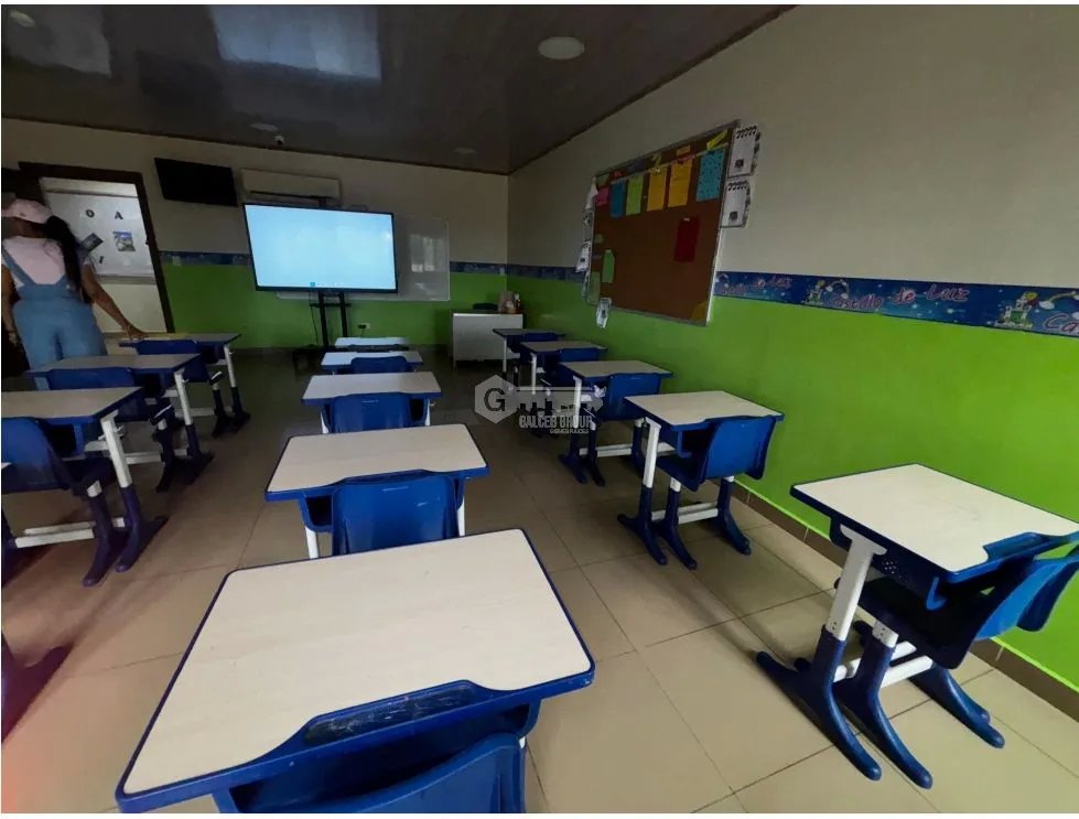 DON BOSCO / ESCUELA FUNCIONANDO / 1000 M2 / POBLACION ESTUDIANTIL