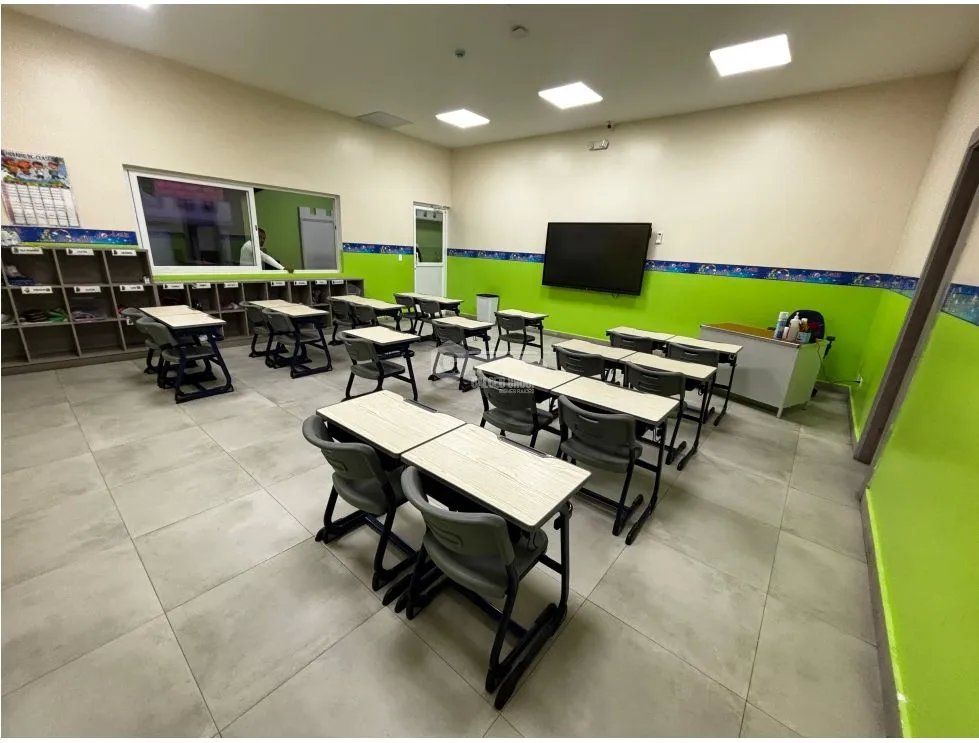 DON BOSCO / ESCUELA FUNCIONANDO / 1000 M2 / POBLACION ESTUDIANTIL