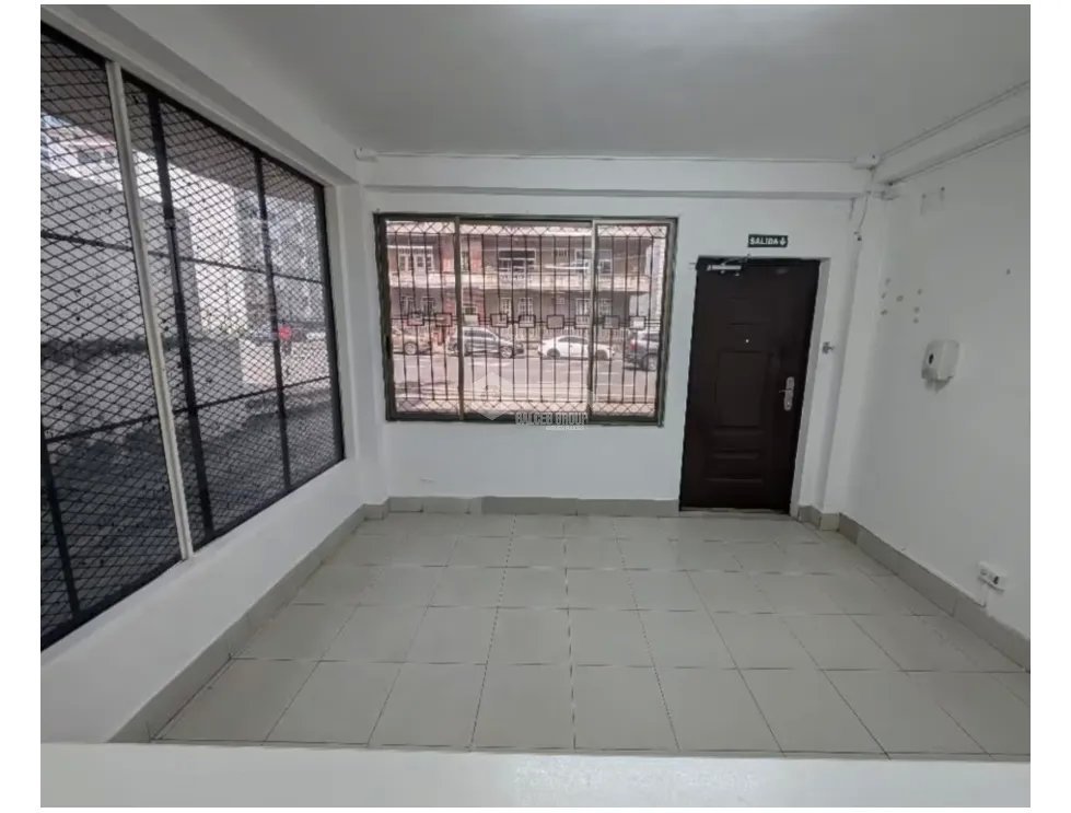 BELLA VISTA  / LOCAL COMERCIAL / 100M / AMPLIO ESPACIO / VACIO
