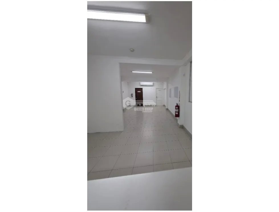 BELLA VISTA  / LOCAL COMERCIAL / 100M / AMPLIO ESPACIO / VACIO