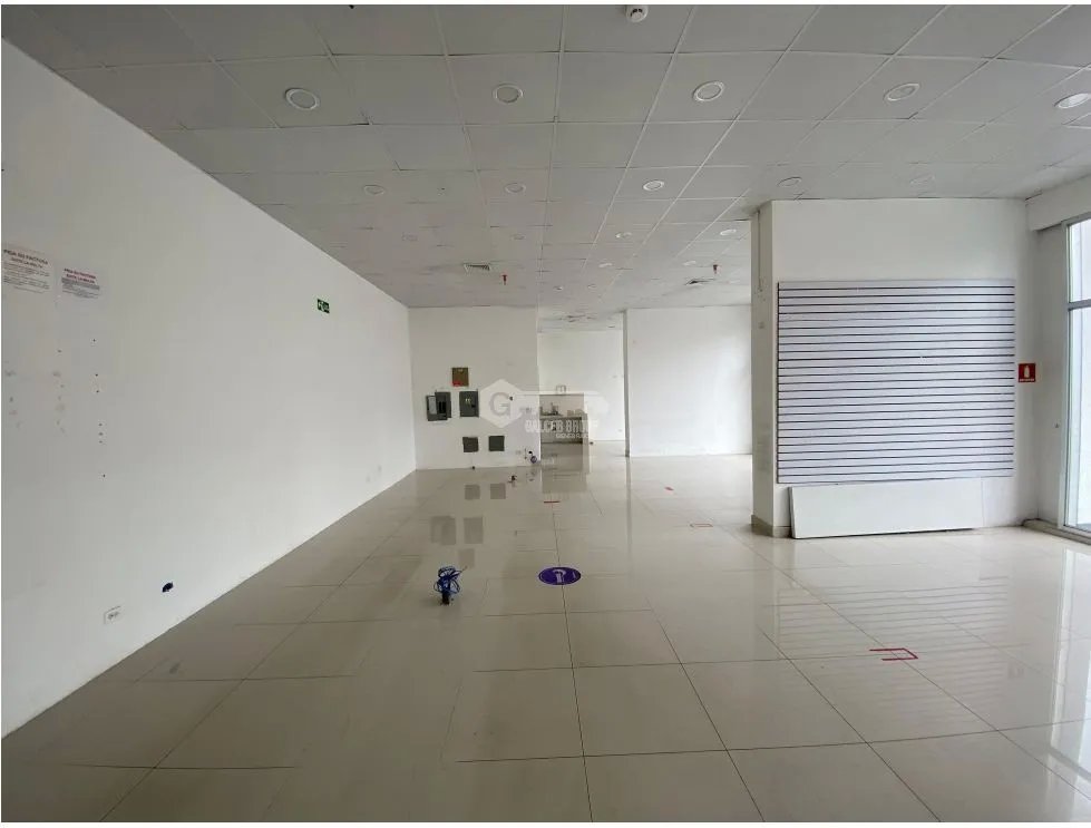 VIA ESPAÑA / PH PREMIUM / LOCAL / 102M / 2 ESPACIOS ABIERTOS / VACIO