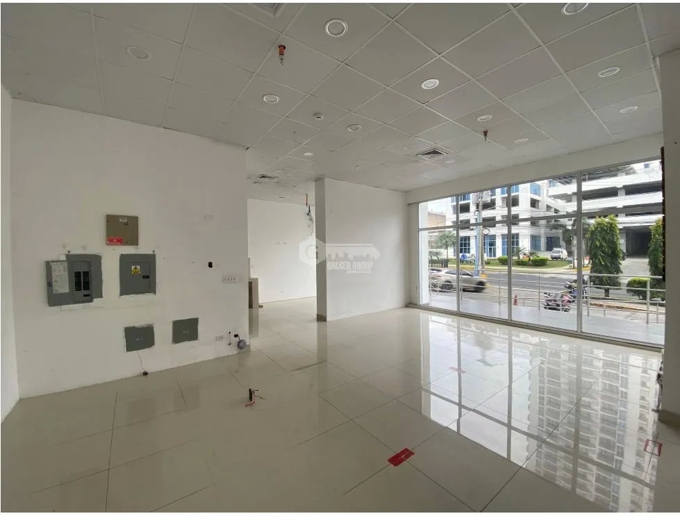 VIA ESPAÑA / PH PREMIUM / LOCAL / 102M / 2 ESPACIOS ABIERTOS / VACIO