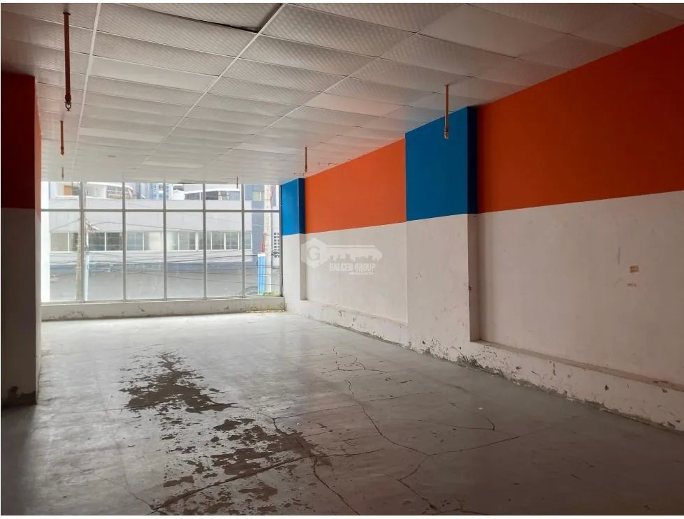VIA ESPAÑA / PH PREMIUM / LOCAL / 254m2/ 2 ESPACIOS ABIERTOS / VACIO