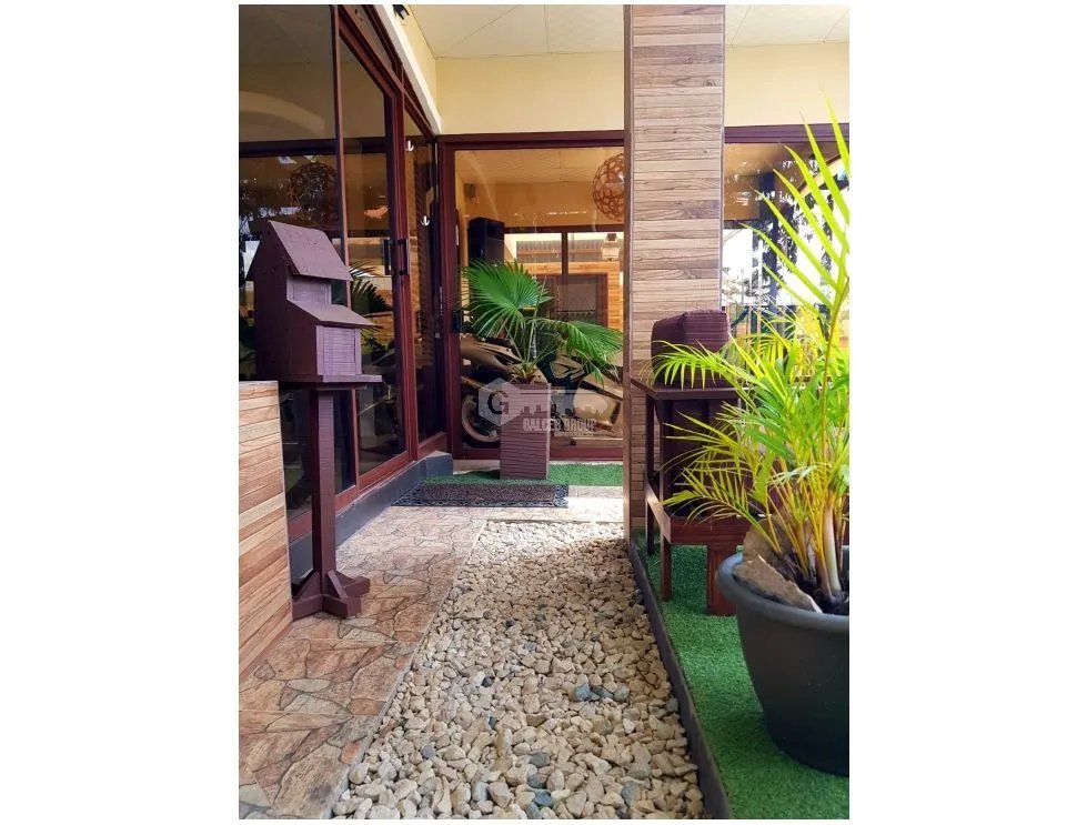 HERRERA / CHITRE / 357M / CASA CON PISCINA TERRAZA / 4 HABITACIONES JC