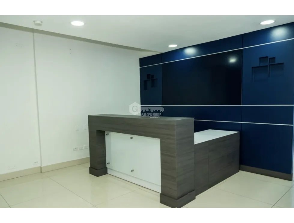OFICINA / CALLE 50 / TORRE BICSA / 225M / DIVISIONES / AMOBLADA