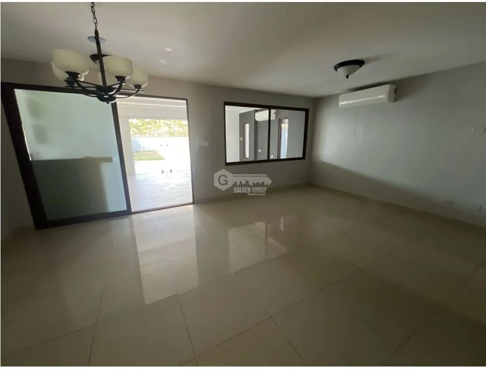Single Family House for sale in San Miguelito