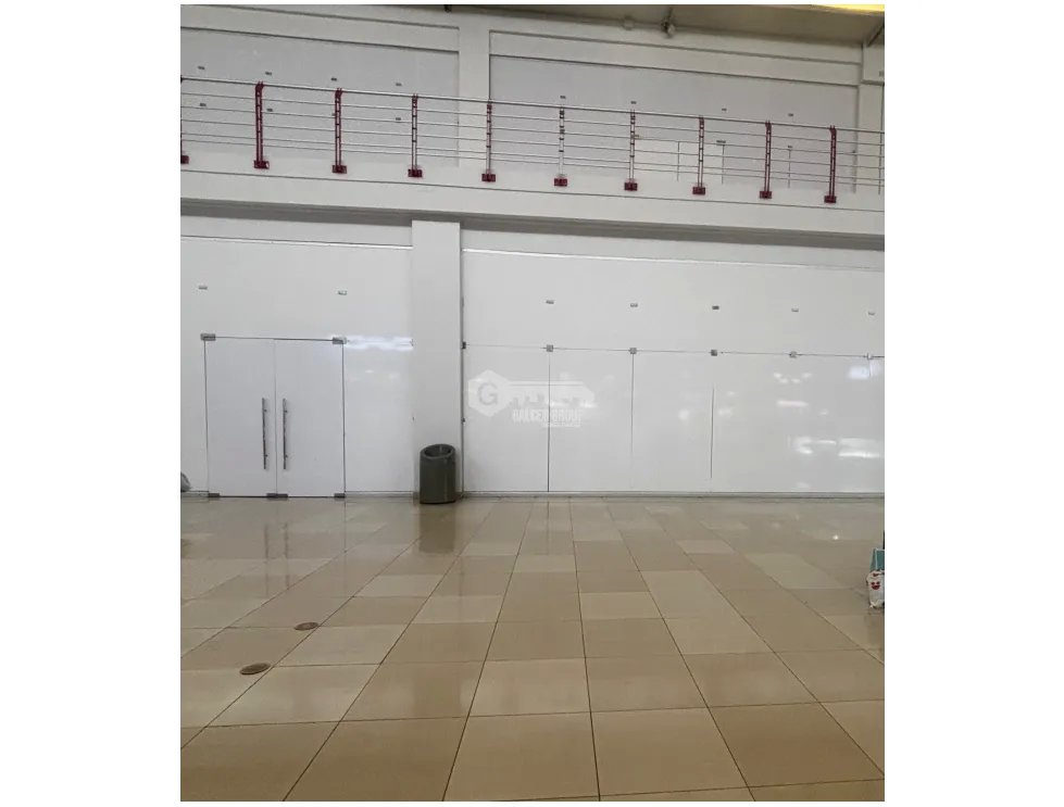 ARRAIJAN / WESTLAND MALL / LOCAL COMERCIAL / 50M / PLANTA BAJA
