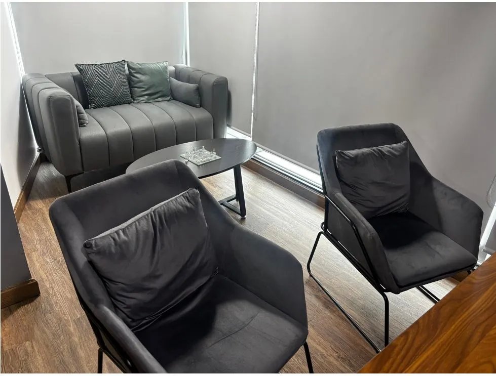 OFICINA / OBARRIO / PH SORTIS BUSINESS TOWER / 104 m2 / DIVISIONES