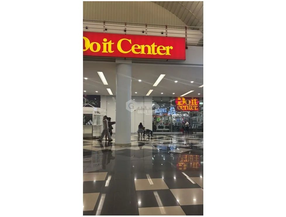 ARRAIJAN / WESTLAND MALL / LOCAL COMERCIAL / 78M / PLANTA BAJA