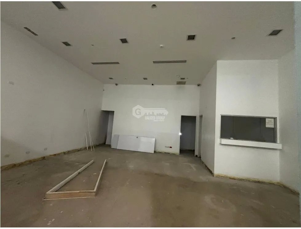 ARRAIJAN / WESTLAND MALL / LOCAL COMERCIAL / 78M / PLANTA BAJA