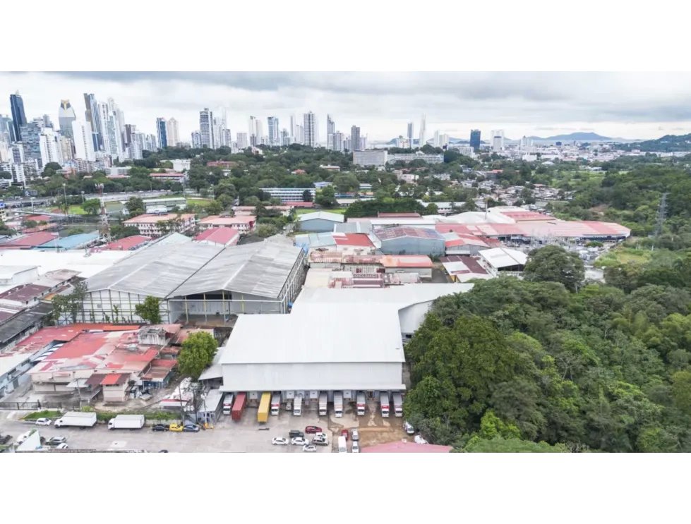LA LOCERIA / BODEGA CON OFICINAS / 5,228M / AREA DE CONTENEDORES JC