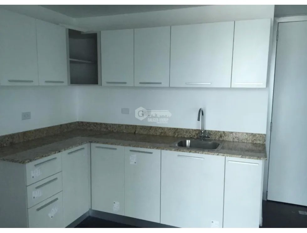 OFICINA / PUNTA PACIFICA OCEANIA BUSINESS PLAZA / 704M / 19 PARKING JC