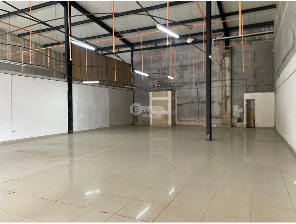 LOCAL / JUAN DIAZ / CRYSTAL PLAZA / 200M / PLANTA BAJA / VIA PRINCIPAL