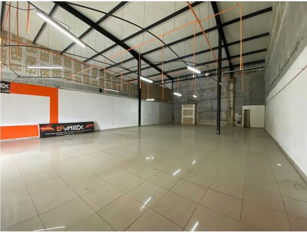 LOCAL / JUAN DIAZ / CRYSTAL PLAZA / 200M / PLANTA BAJA / VIA PRINCIPAL