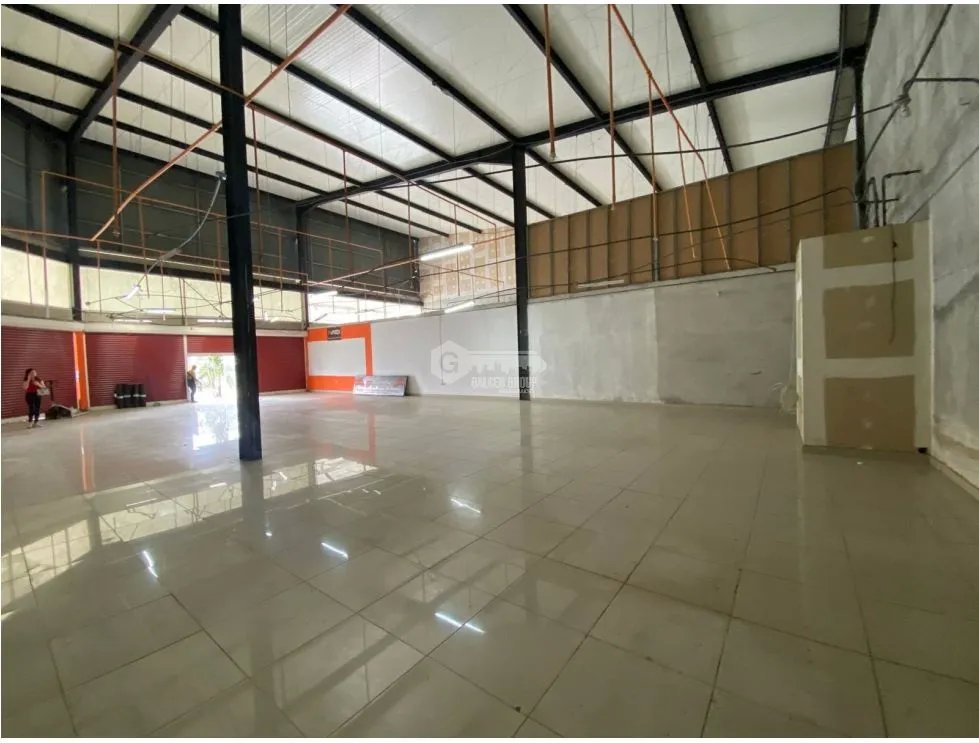 LOCAL / JUAN DIAZ / CRYSTAL PLAZA / 277M / PLANTA BAJA / VIA PRINCIPAL