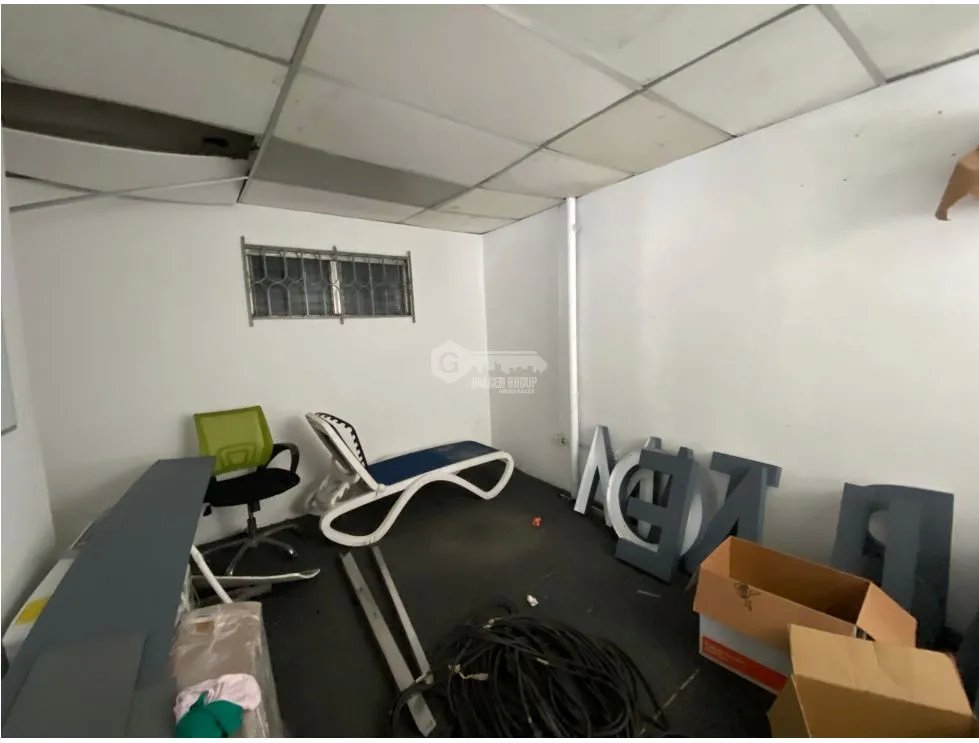 RIO ABAJO / OFICINAS Y GALERAS / 1748M / 3 NIVELES /CODIGO C-2 /RM1/JC